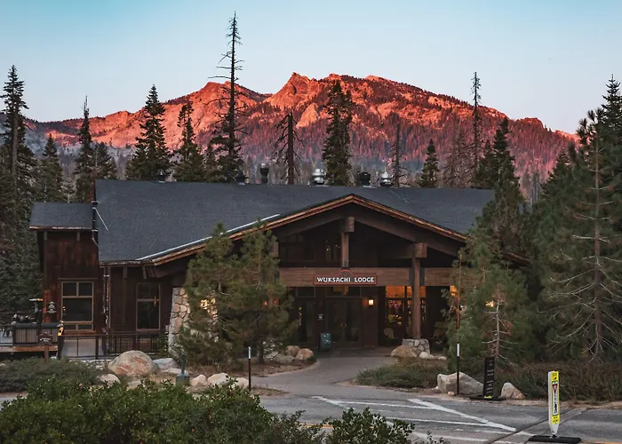 Wuksachi Lodge